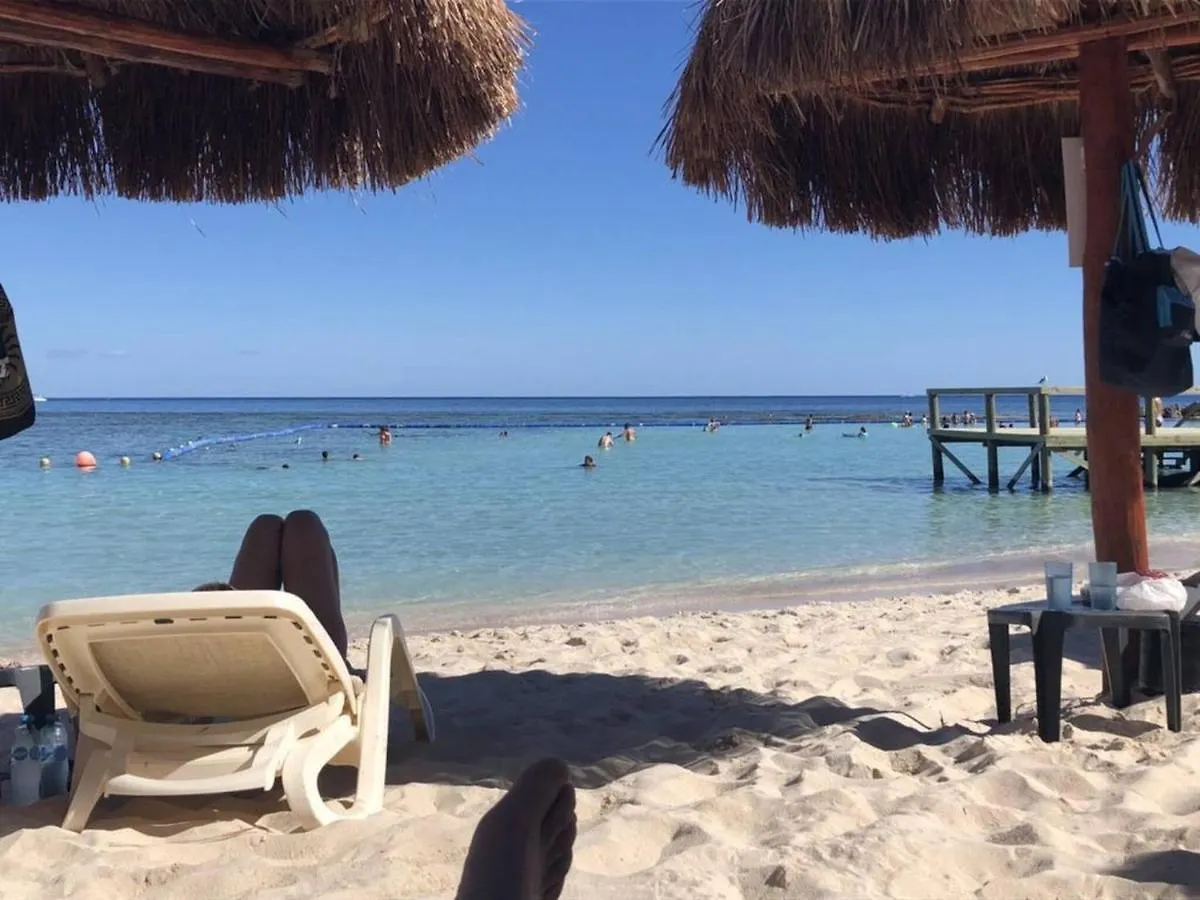 Luxurious Akumal Terrazas 2-Bedroom Condominium Holiday home